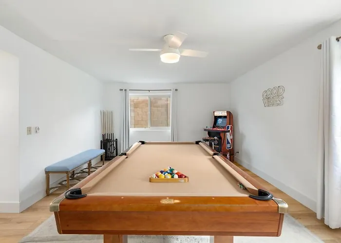Getaway - Pool+games+pool Table *